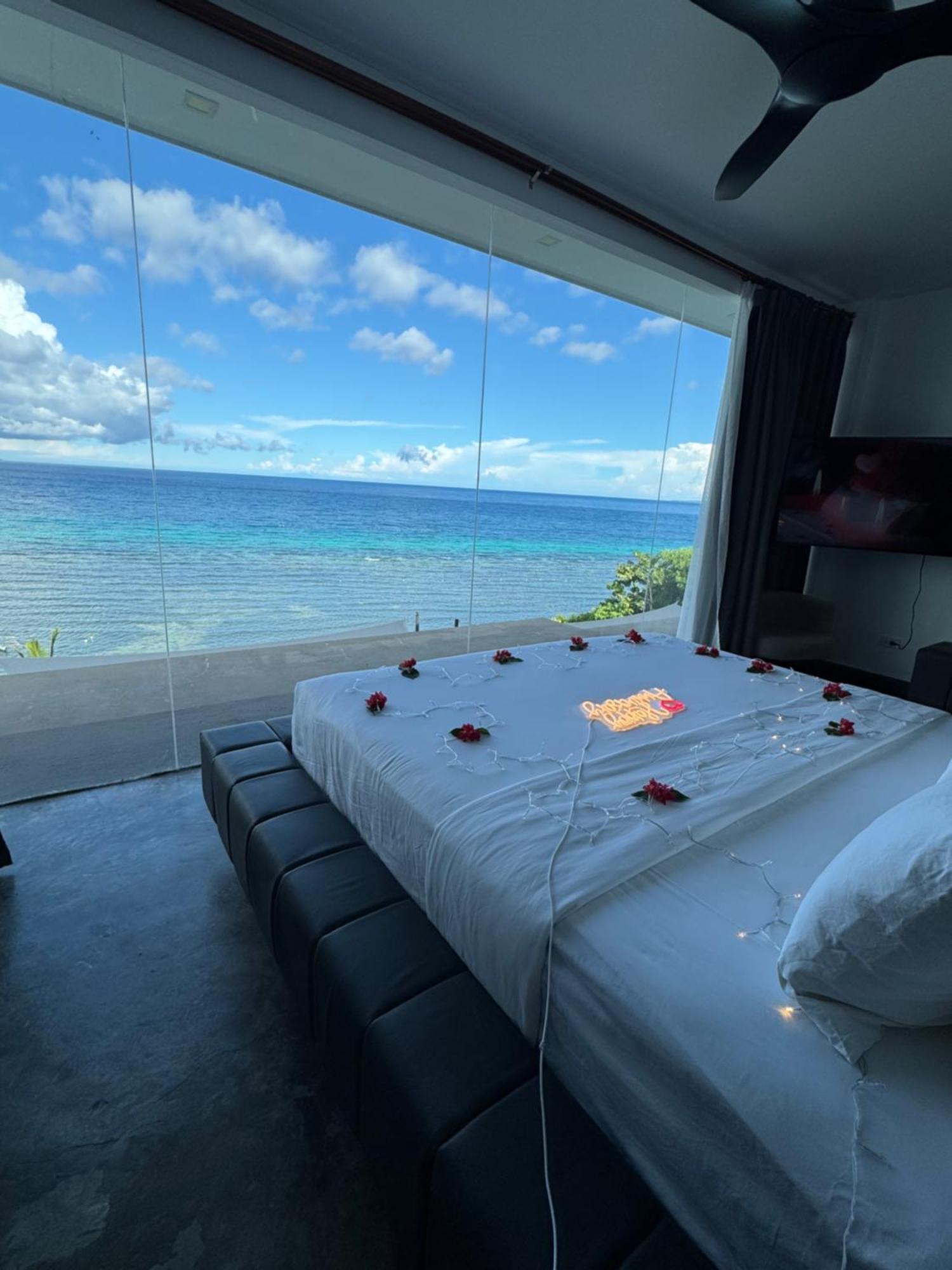Epic Suites Bohol Adults Only Dauis エクステリア 写真